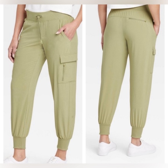 All In Motion Stretch Woven Cargo Jogger - Green - XXL - Picture 1 of 12